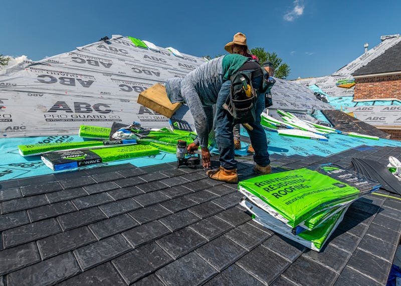 Choosing the Right Roof Maintenance Plan for Your Home: What Homeowners Should Look For